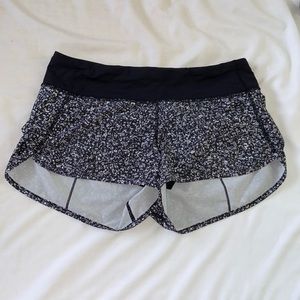 Lululemon speed up shorts 2.5”